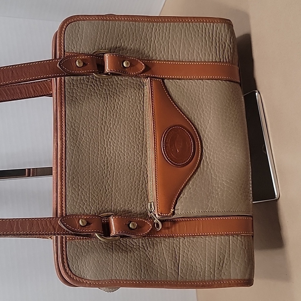 Vintage Dooney & Bourke Taupe Pebbled Leather Satchel / Shoulderbag / Purse